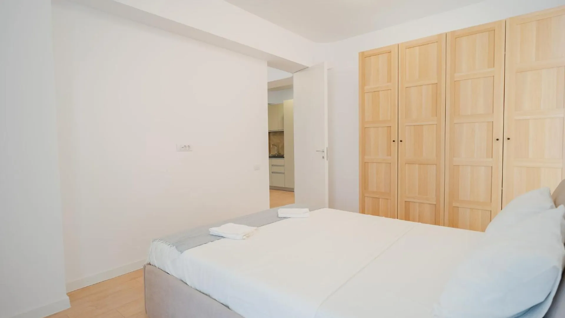 High-End Apartments In Politehnica Park - Iuliu Maniu 6R - New Bucharest 0*,