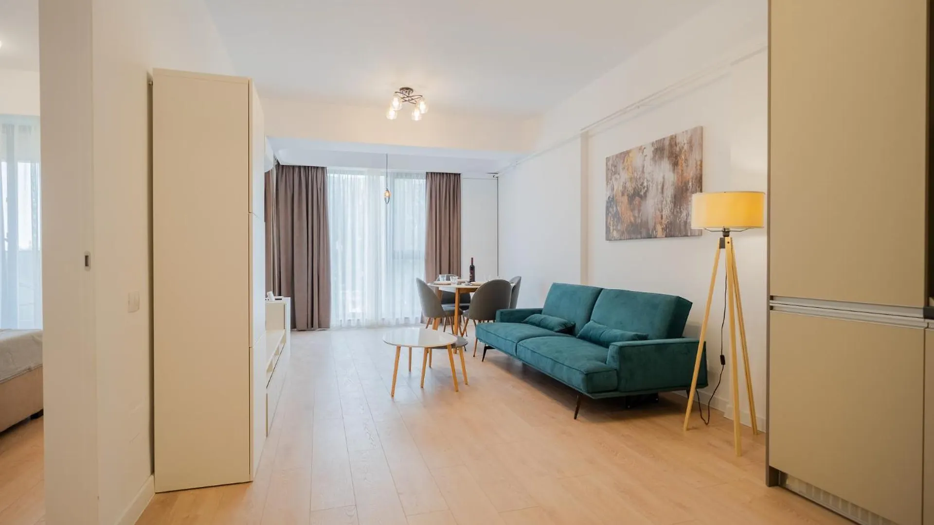 High-End Apartments In Politehnica Park - Iuliu Maniu 6R - New Bucharest 0*,  Romania