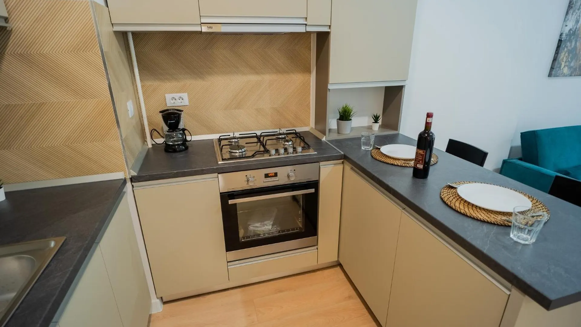 High-End Apartments In Politehnica Park - Iuliu Maniu 6R - New Bucharest
