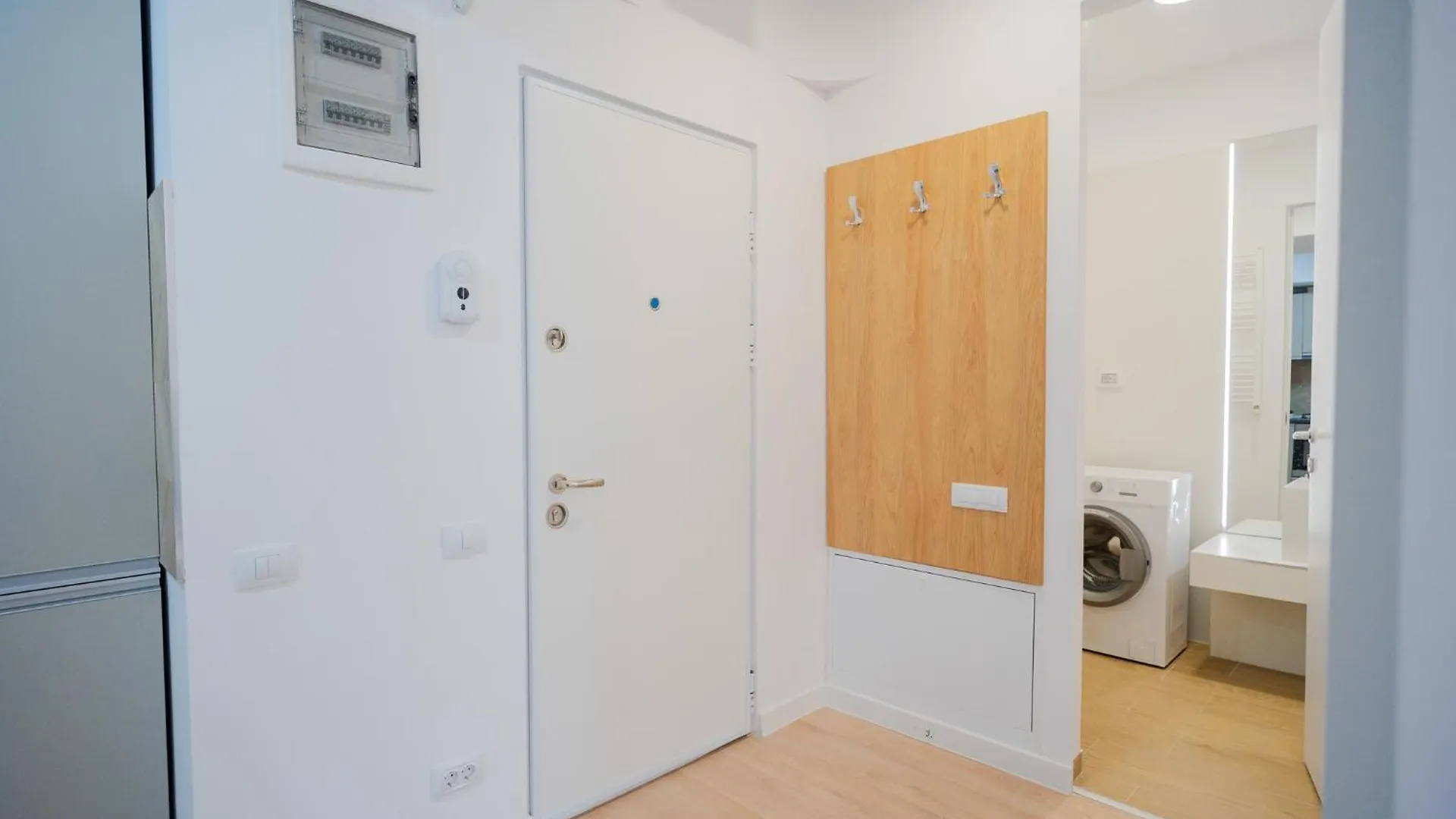 High-End Apartments In Politehnica Park - Iuliu Maniu 6R - New Bucharest