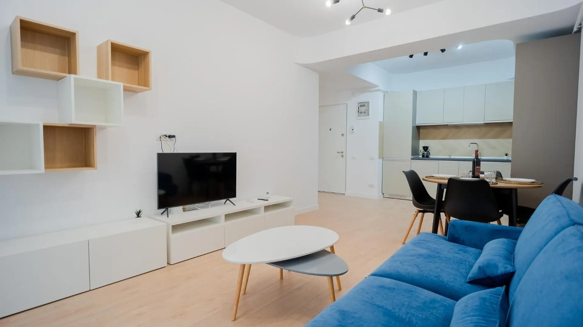 High-End Apartments In Politehnica Park - Iuliu Maniu 6R - New Bucharest