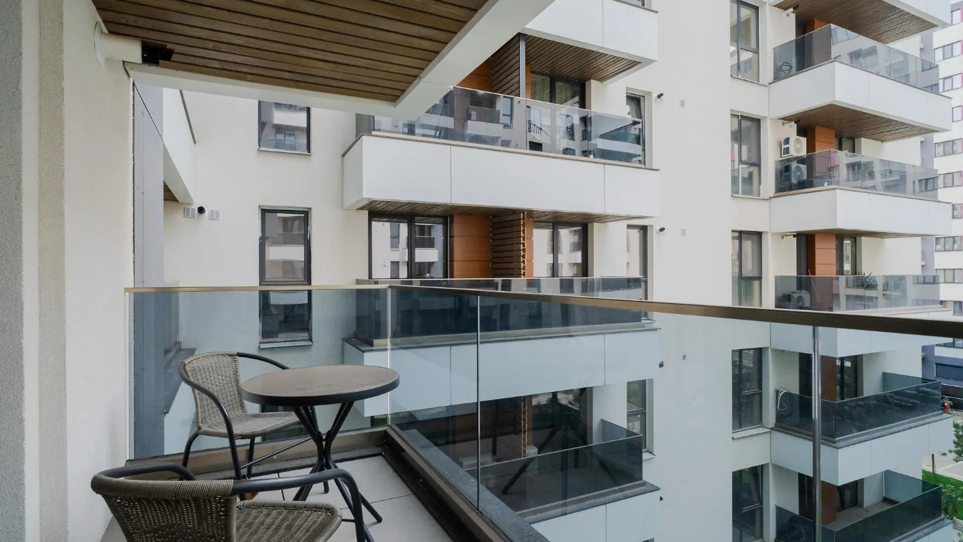 High-End Apartments In Politehnica Park - Iuliu Maniu 6R - New بوخارست