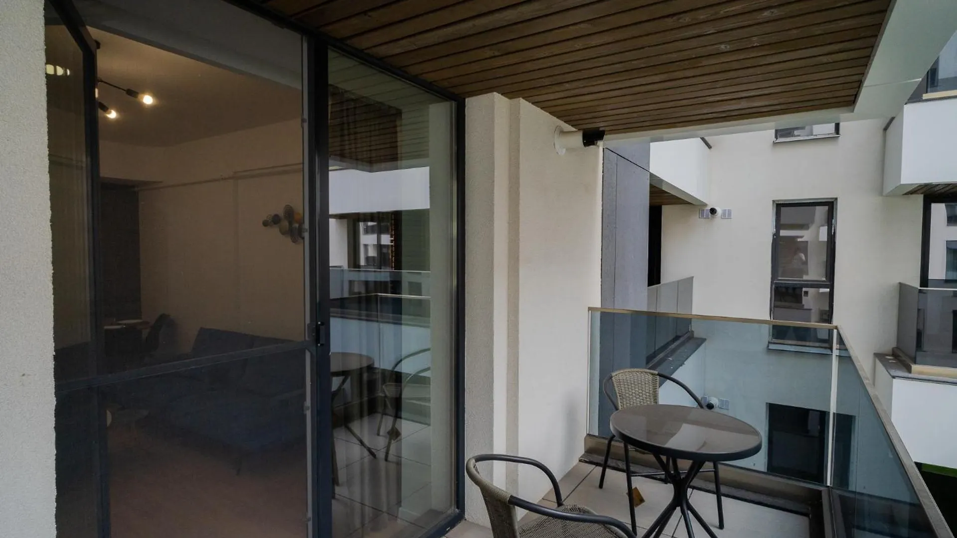 High-End Apartments In Politehnica Park - Iuliu Maniu 6R - New Bucharest Romania