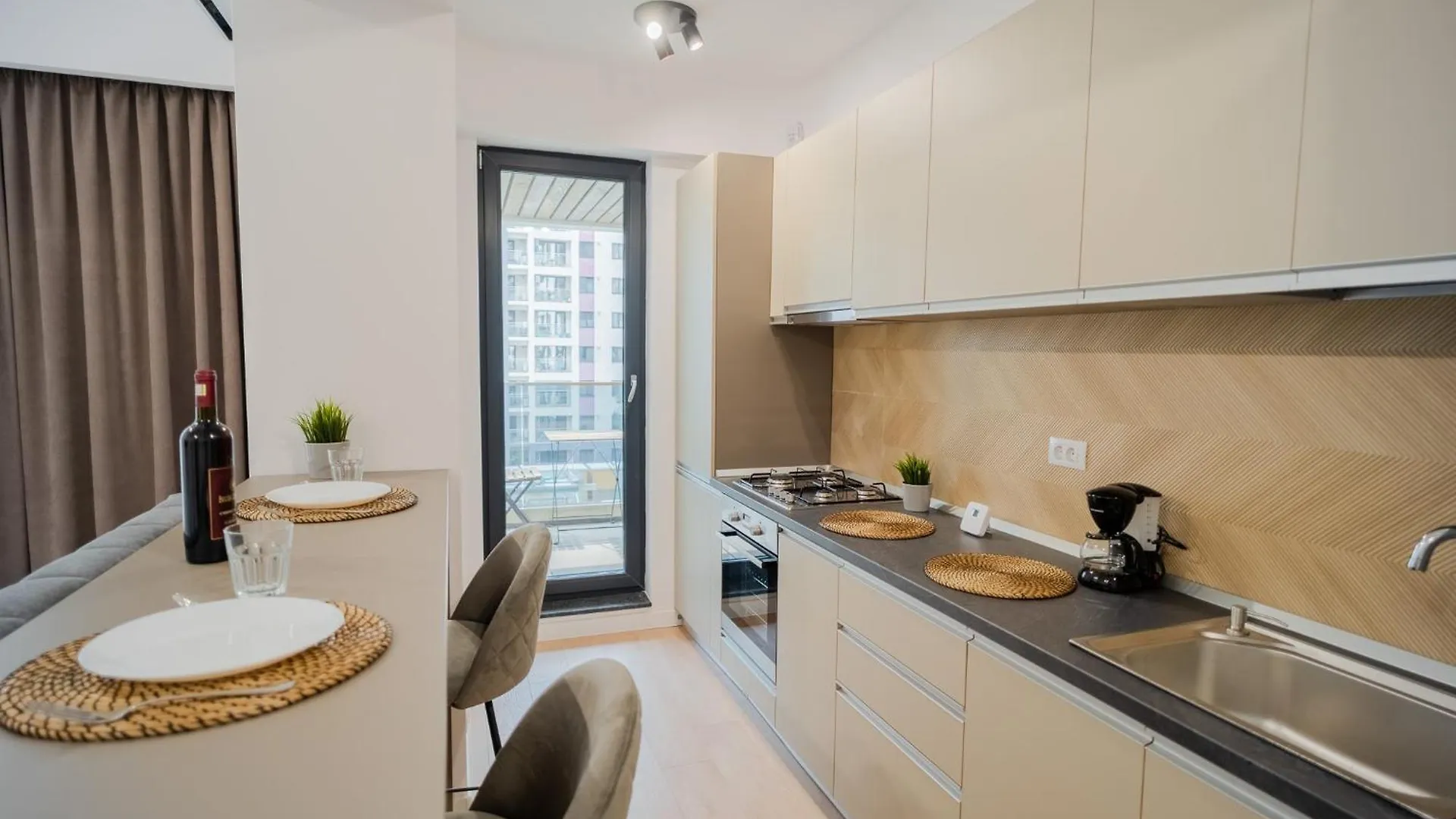 High-End Apartments In Politehnica Park - Iuliu Maniu 6R - New بوخارست 0*,  رومانيا