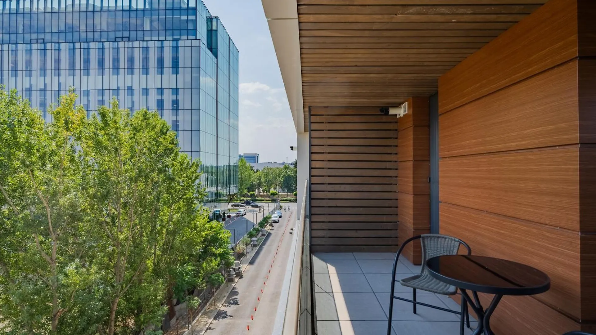 High-End Apartments In Politehnica Park - Iuliu Maniu 6R - New Bucharest