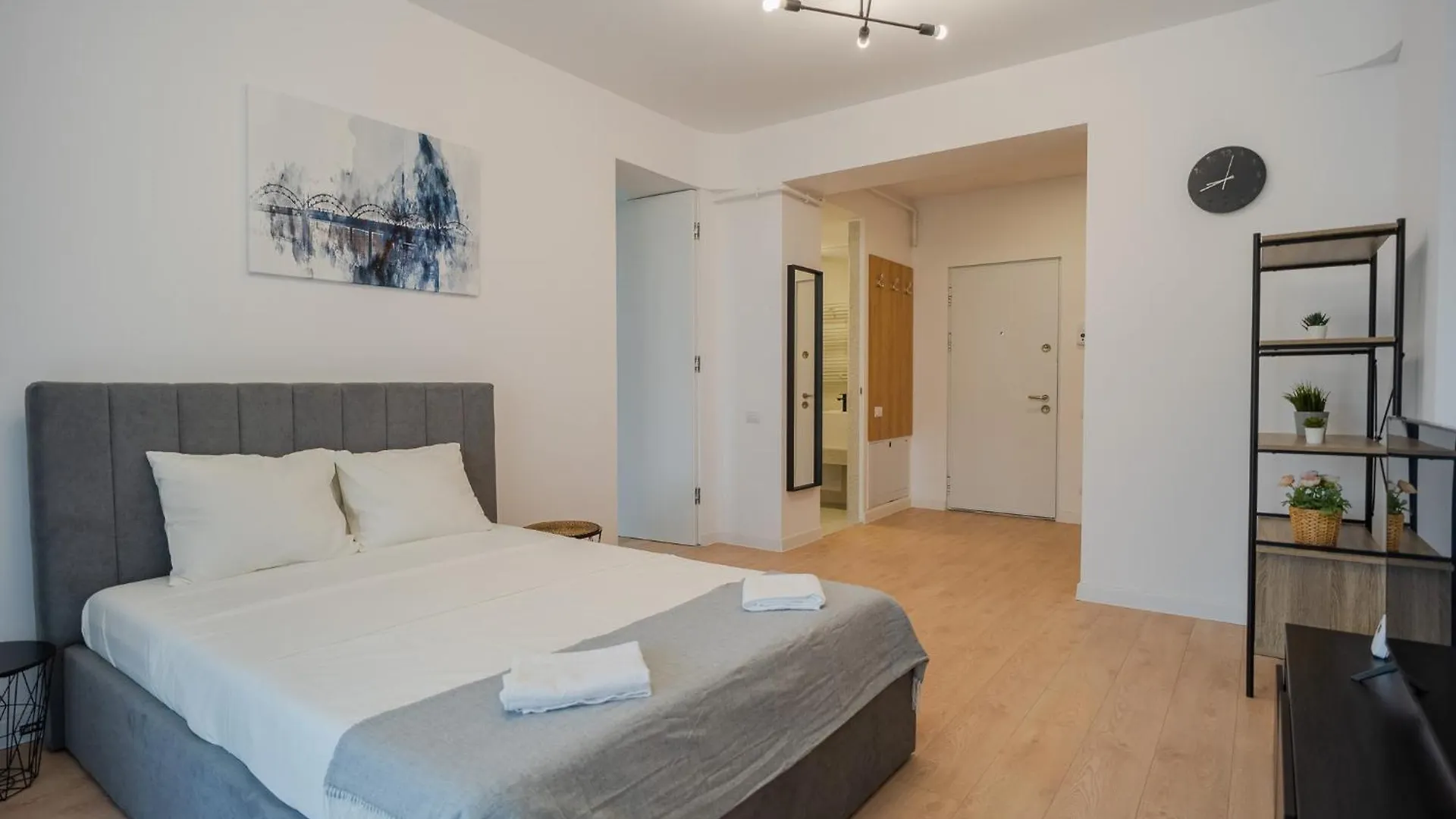 High-End Apartments In Politehnica Park - Iuliu Maniu 6R - New Bucharest 0*,  Romania